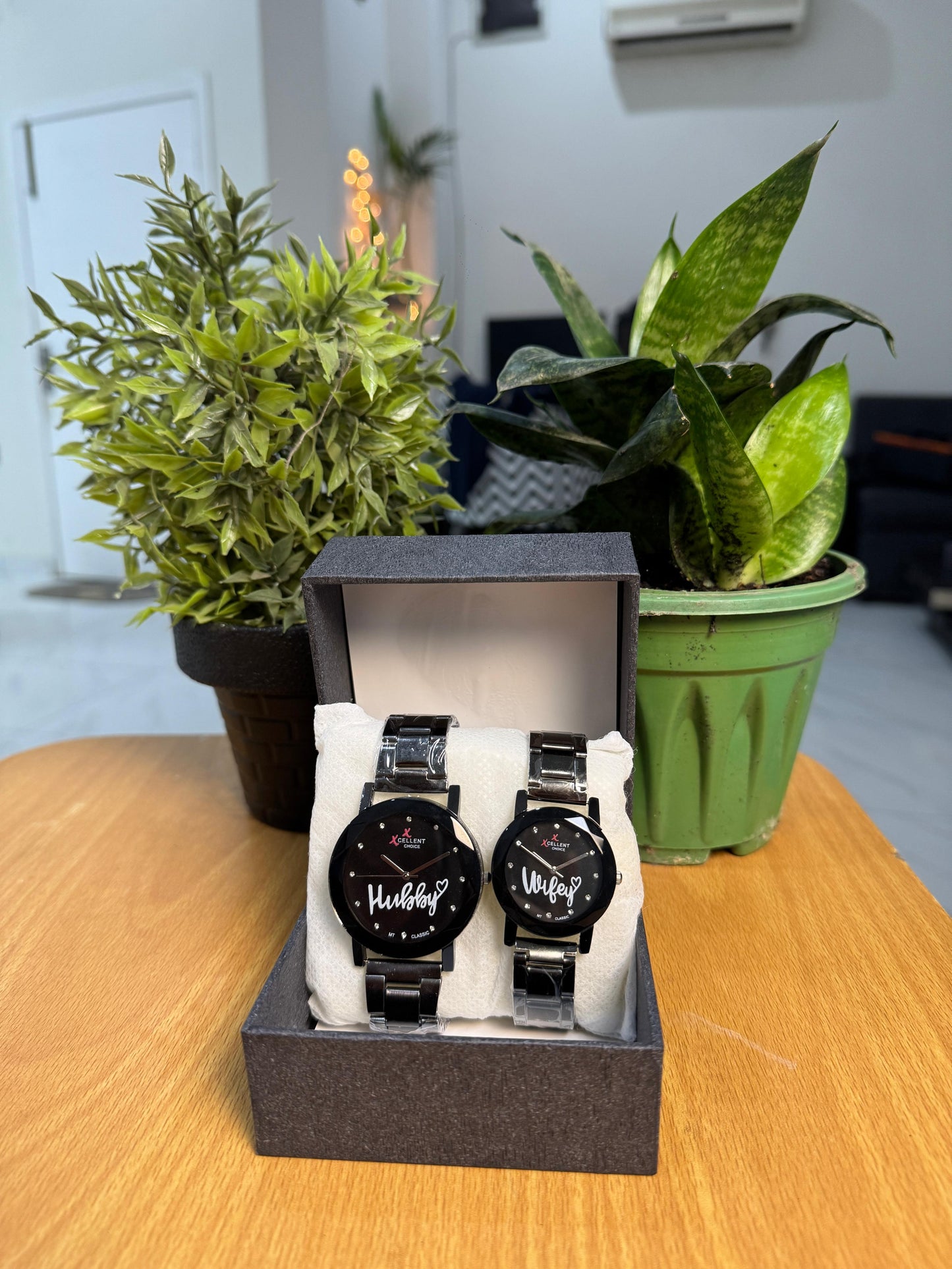 Timeless Duo – Hubby & Wifey Edition